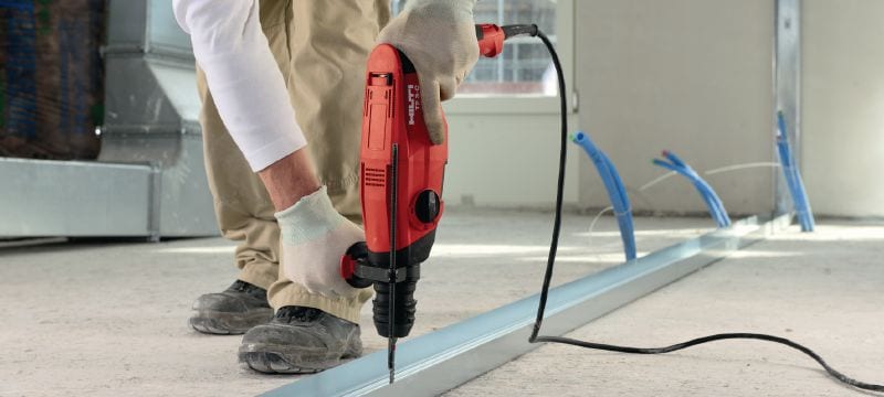 TE-C (SDS plus) metrisk hammerbor Premium SDS Plus (TE-C) hammerbor med 2 spiralriller til boring af ankerhuller i beton Arbejdsopgaver 1