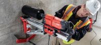 DD 250-CA Diamantboremaskine Avanceret robust diamantboremaskine med valgfri Cut Assist-autofødningsenhed til kerneboring af meget små til store diametre på 12-500 mm (1/2 – 20) Arbejdsopgaver 1