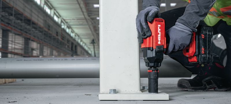 SIW 10-22 Batteridrevet slagnøgle med ¾” højt moment Batteridrevet slagnøgle med højt moment og ¾ ambolt og friktionsring til krævende fastgørelser Arbejdsopgaver 1