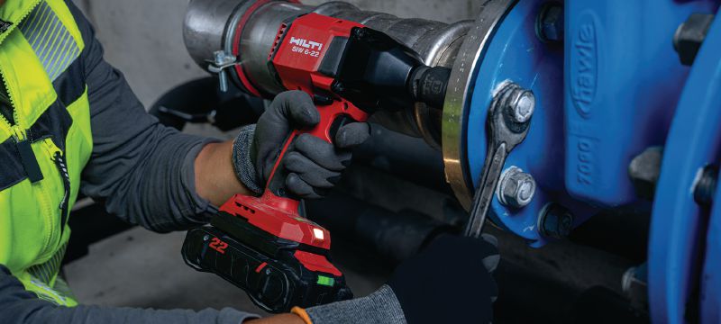 SIW 6-22 ½” Batteridrevet slagnøgle Effektklasse batteridrevet slagnøgle 1/2 friktionsringsambolt til et stort udvalg af betonankre og stål- eller træbolte (Nuron-batteriplatform) Arbejdsopgaver 1