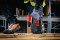 SID 4-22 Batteridrevet slagskruemaskine SID 4-22 kompakt kulfri slagtrækker optimeret til mere pålidelig og effektiv fastgørelse i træ og metal (Nuron-batteriplatform) Arbejdsopgaver 1