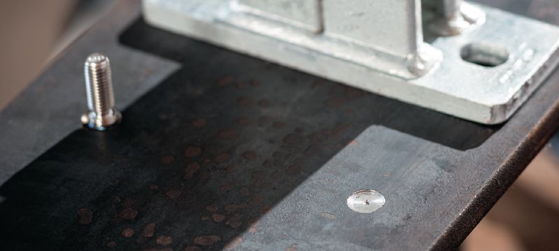FX 3-ST overfladeværktøj Overfladeværktøj til ensartet og gnistfri overfladeforberedelse inklusive malingfjernelse (hvis det er nødvendigt) før sammensvejsning af gevindbolte Arbejdsopgaver 1
