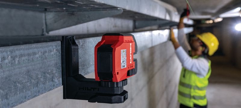 PM 20-CG lodret og krydslinjelaser Kombilaser med grøn stråle med 2 linjer og 4 punkter til VVS, nivellering, tilpasning og opmåling Arbejdsopgaver 1