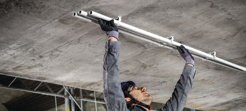 X-FC MX multi-clip Justerbar rørklemme, optimeret til båndede søm og kompatibel med en bred vifte af fastgørelsesmetoder, grundmaterialer og rørdiametre Arbejdsopgaver 1