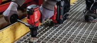 SBT 6-22 Batteridrevet bore-/skruemaskine SBT 6-22 metal bore-/skruemaskine til forboring af nøjagtige huller og montering af S-BT bolte (Nuron-batteriplatform) Arbejdsopgaver 6