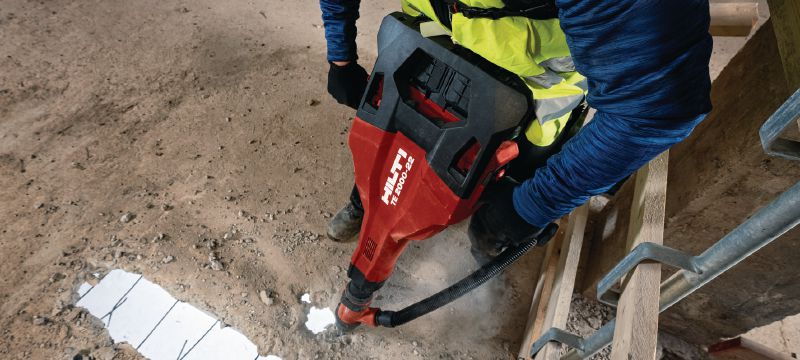 TE 2000-22 TE-S batteridrevet mejselhammer TE 2000-22 effektfuld og let batteridrevet mejselhammer til opbrydning af beton og andet nedbrydningsarbejde (Nuron-batteriplatform) Arbejdsopgaver 1