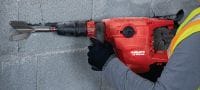 TE 500-22 SDS-Max batteri-mejselhammer TE 500-22 batteridrevne SDS Max (TE-Y) nedbrydnings- og mejslingshammer med Aktiv vibrationsreduktion (Nuron-batteriplatform) til mejsling i beton eller murværk Arbejdsopgaver 3