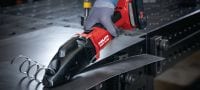SSH 6-22 Batteridrevet metalsaks Batteridrevet dobbeltskæresaks til hurtig skæring i metalplader og profiler op til 2,5 mm│12 Gauge - med Hilti SSH CS-klinger inkluderet (Nuron-batteriplatform) Arbejdsopgaver 6