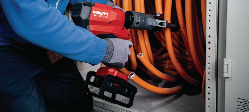 NHT 85 C-22 kobber/aluminium batteridrevet kabelskæremaskine Batteridrevet pistolgrebsskærer til kobber- og aluminiumskabler op til 3,2 │80 mm (Nuron-batteriplatform) Arbejdsopgaver 1