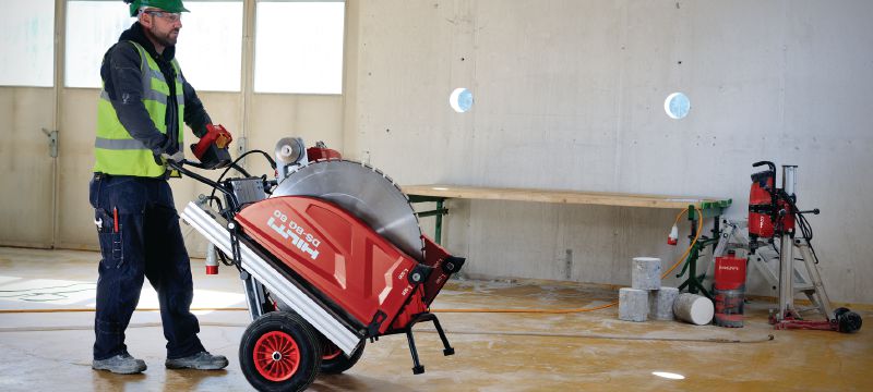 SPX LCS Equidist-vægsavklinge (60HY: passer til Hilti, Husqvarna® og Tyrolit®) Ultimativ vægsavklinge (5-10 kW) til skæring med høj hastighed og en lang levetid i armeret beton (60HY skaft passer på Hilti-, Husqvarna®- og Tyrolit-®vægsave) Arbejdsopgaver 1