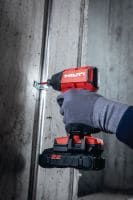 SID 4-22 Batteridrevet slagskruemaskine SID 4-22 kompakt kulfri slagtrækker optimeret til mere pålidelig og effektiv fastgørelse i træ og metal (Nuron-batteriplatform) Arbejdsopgaver 2