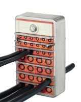 CFS-T EMC Kile-komprimeringssæt Kile-komprimeringssæt til hurtig og nem opbygning af en tæt og effektiv tætning i kabelsikringssystemer, når der er krav om elektromagnetisk kompatibilitet Arbejdsopgaver 1