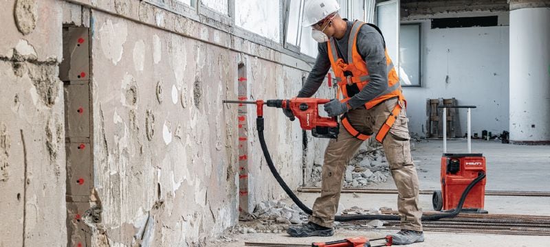 VC 4HX-22 T15 Batteridrevet støvsuger i H-klassen Effektfuld batteridrevet støvsuger med stor beholder til tilslutning med el-værktøj og rengøring på arbejdsstedet (våd og tør), 15 liter tank (Nuron-batteri) Arbejdsopgaver 1