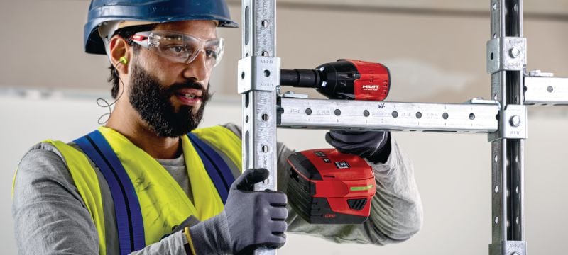 MT-40 OC Montageskinne Montageskinne, til udendørs brug med lav forurening Arbejdsopgaver 1