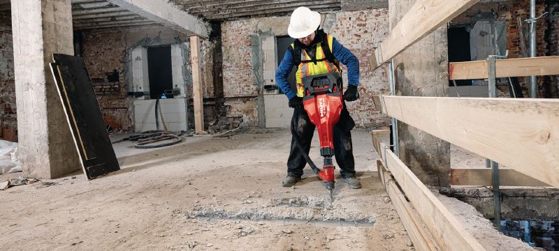 TE 2000-22 TE-S batteridrevet mejselhammer TE 2000-22 effektfuld og let batteridrevet mejselhammer til opbrydning af beton og andet nedbrydningsarbejde (Nuron-batteriplatform) Arbejdsopgaver 1