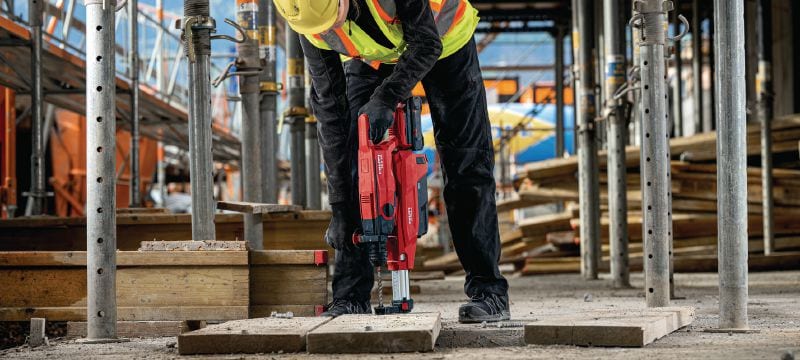 TE 5-22 batteridrevet borehammer Kraftfuld TE 5-22 SDS Plus borehammer med lang krop og spadehåndtag - ideel til nedadgående boring (Nuron-batteriplatform) Arbejdsopgaver 1