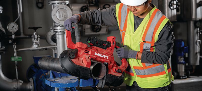 SB 6-22 Båndsav med dybt skær Båndsav med dybt skær til præcise, støjsvage og stort set gnistfrie skær i metal med en skæredybde op til 127 mm | 5 (Nuron-batteriplatform) Arbejdsopgaver 1