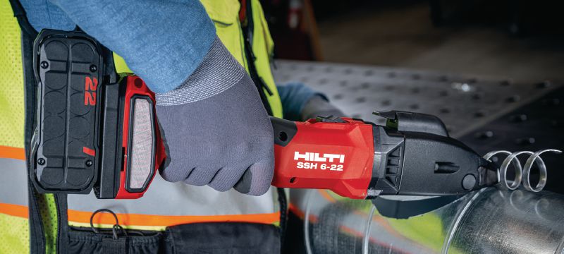 SSH 6-22 CD Batteridrevet metalsaks Batteridrevne dobbeltskærende sakse til hurtig skæring i spiral- og ventilationsrør op til 4 x 0,9 mm × 20 gauge – med Hilti SSH CD-klinger medfølger (Nuron-batteriplatform) Arbejdsopgaver 1