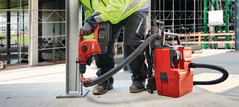 VC 4HX-22 T8 Batteridrevet støvsuger i H-klassen Kompakt og effektiv batteridrevet H-klasse støvsuger med 8 liters tank og valgfri rygsækmulighed til byggepladsen. Arbejdsopgaver 1