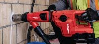 TE 50-22 batteridrevet borehammer Kompakt og batteridrevet SDS Max (TE-Y) hammerbor med lavere vægt, mere kraft og færre vibrationer til boring og mejsling i beton (Nuron-batteri) Arbejdsopgaver 5