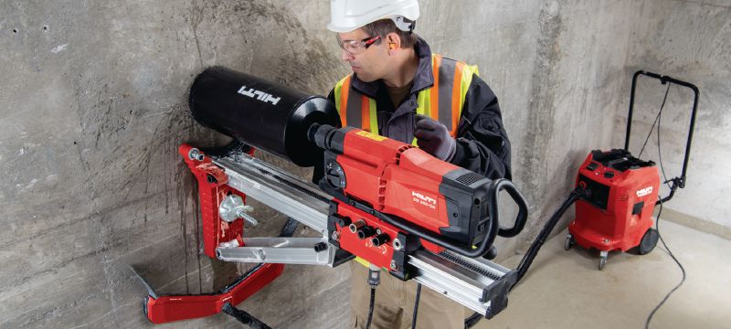 DD 250-CA Diamantboremaskine Avanceret robust diamantboremaskine med valgfri Cut Assist-autofødningsenhed til kerneboring af meget små til store diametre på 12-500 mm (1/2 – 20) Arbejdsopgaver 1