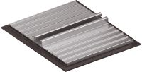 MT-B-LDP ME Lastfordelingsplade Medium lastfordelingsplade til montering af ventilationsrør og ventilationsudstyr på flade tage