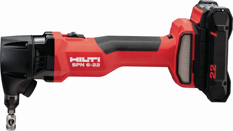 SPN 6-22 CN Batteridrevet nipler Batteridrevet nipler til skæring af metalplader og profiler med mere hastighed og minimal forvridning (Nuron-batteriplatform)