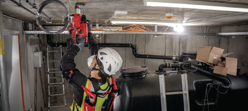 TE 6-22 batteridrevet borehammer TE 6-22 alsidig SDS Plus batteridrevet borehammer med bredt boreområde, mejslefunktion og borepatron med hurtigskift (Nuron-batteriplatform) Arbejdsopgaver 1